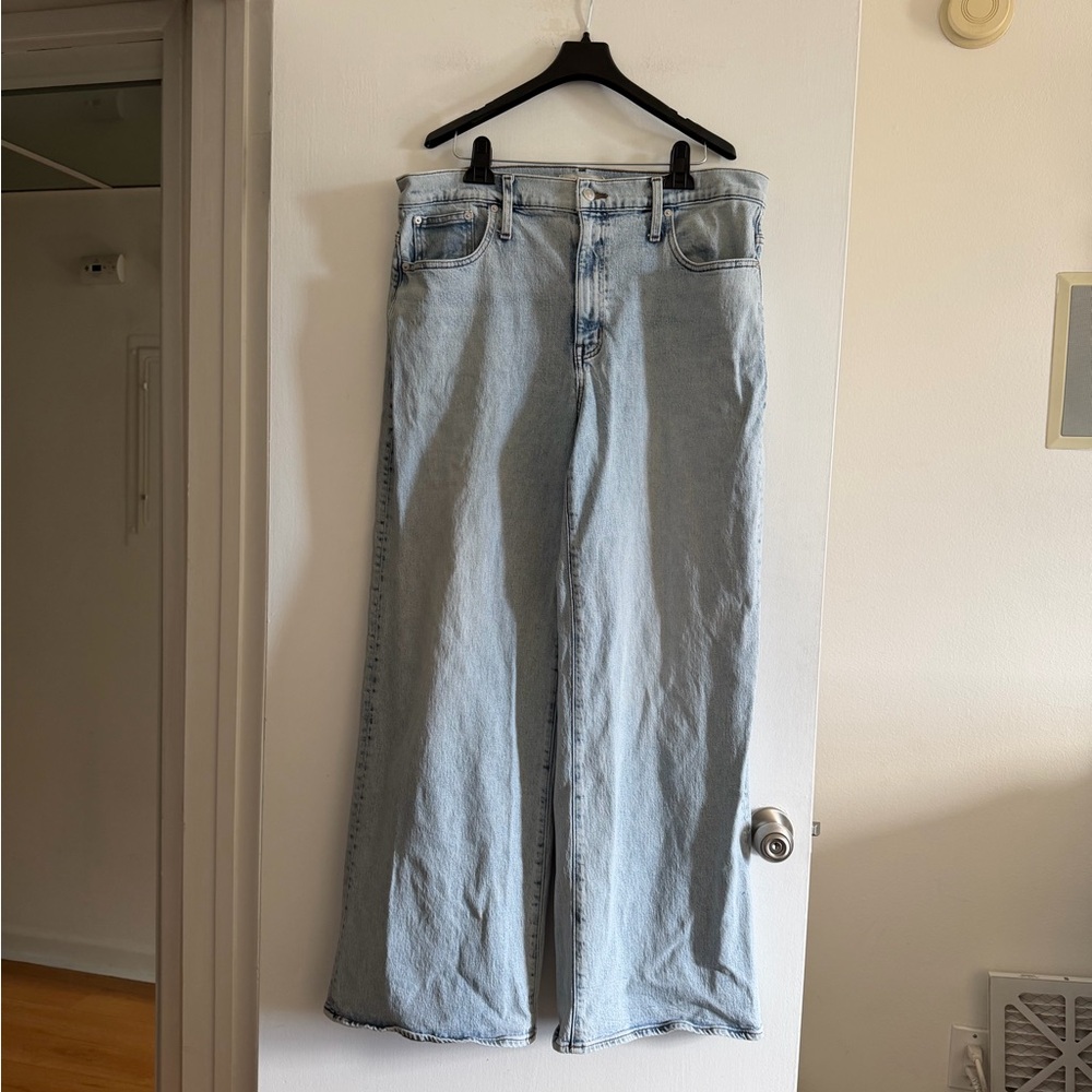 Madewell Lightwash Blue Denim Superwide-Leg Jeans size 33 EUC - Picture 2 of 9